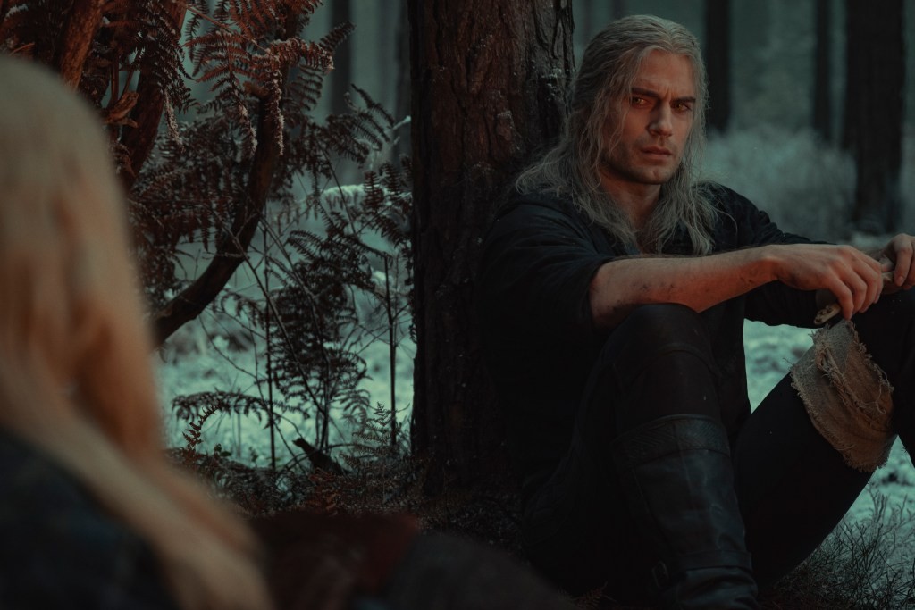 Geralt discute avec Ciri. 